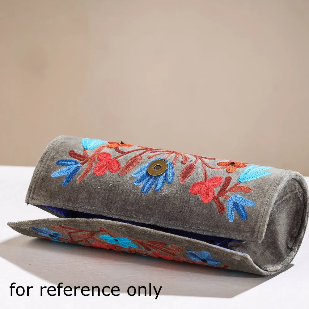 Black - Original Chain Stitch Crewel Embroidery Velvet Clutch