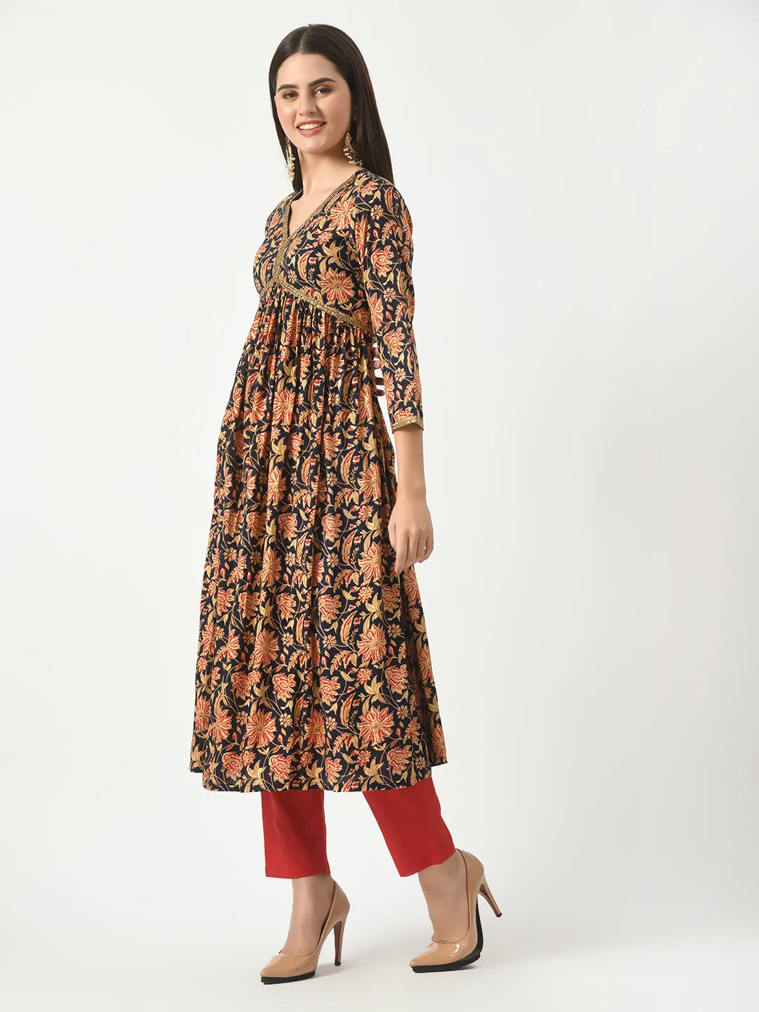 Blue Floral Printed Aliacut Kurta With Pant