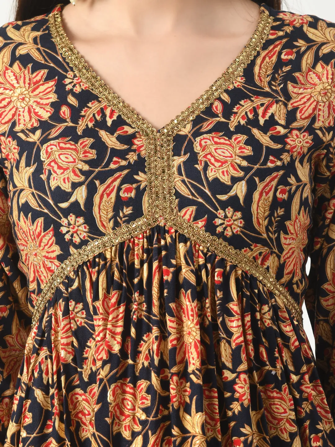 Blue Floral Printed Aliacut Kurta With Pant