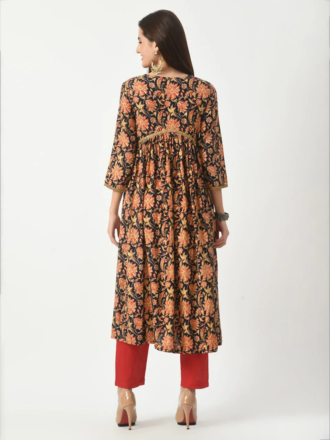 Blue Floral Printed Aliacut Kurta With Pant