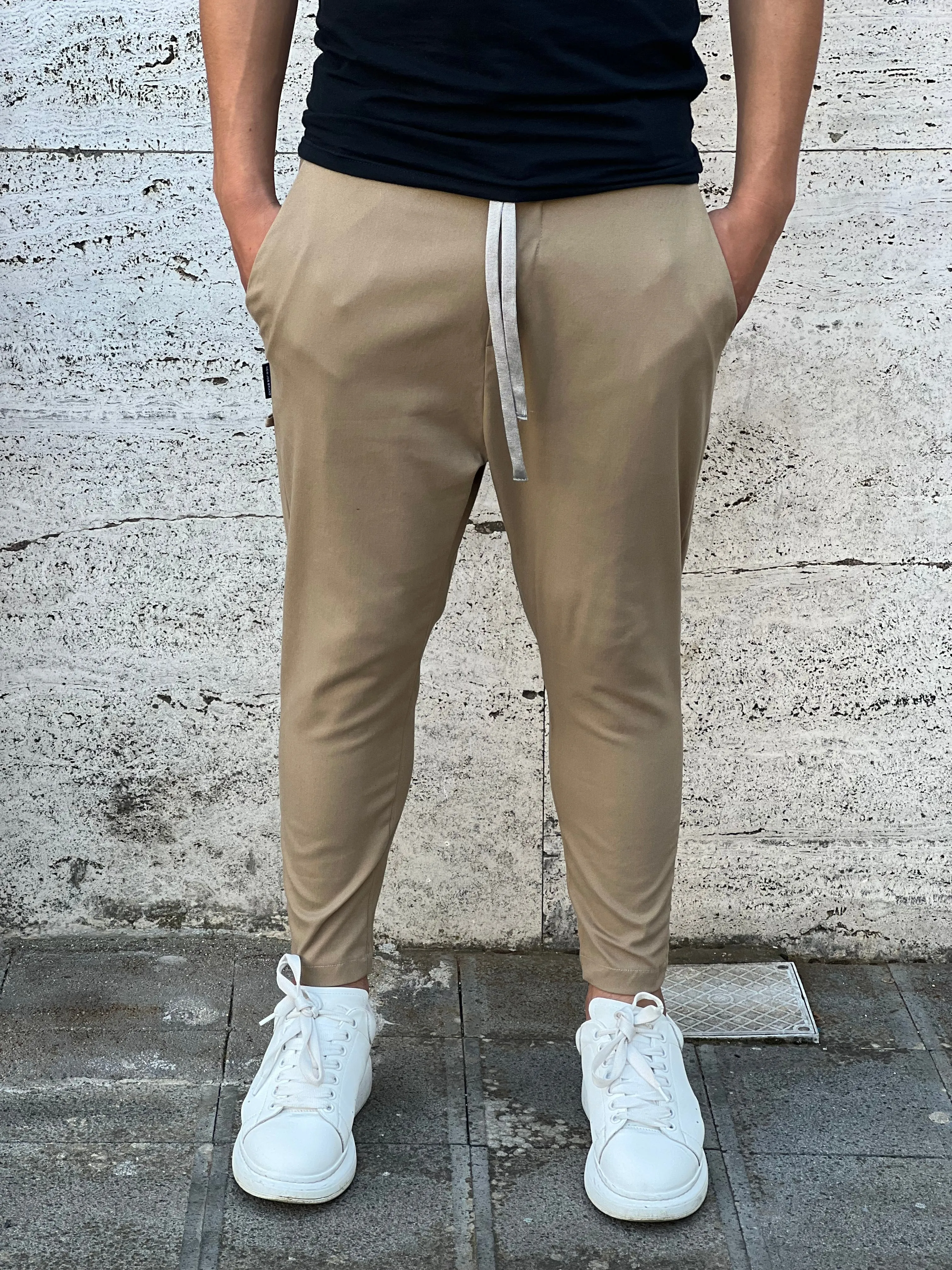 Cargo New Job total beige