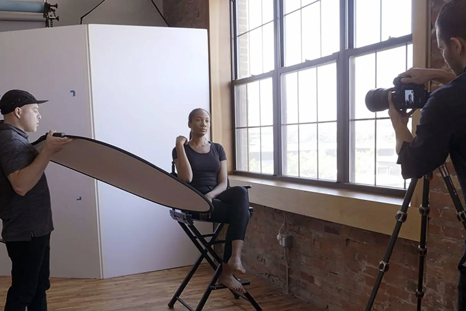 Collapsible 90cm x 120cm Multi Disc 7-in-1 Studio Light Reflector