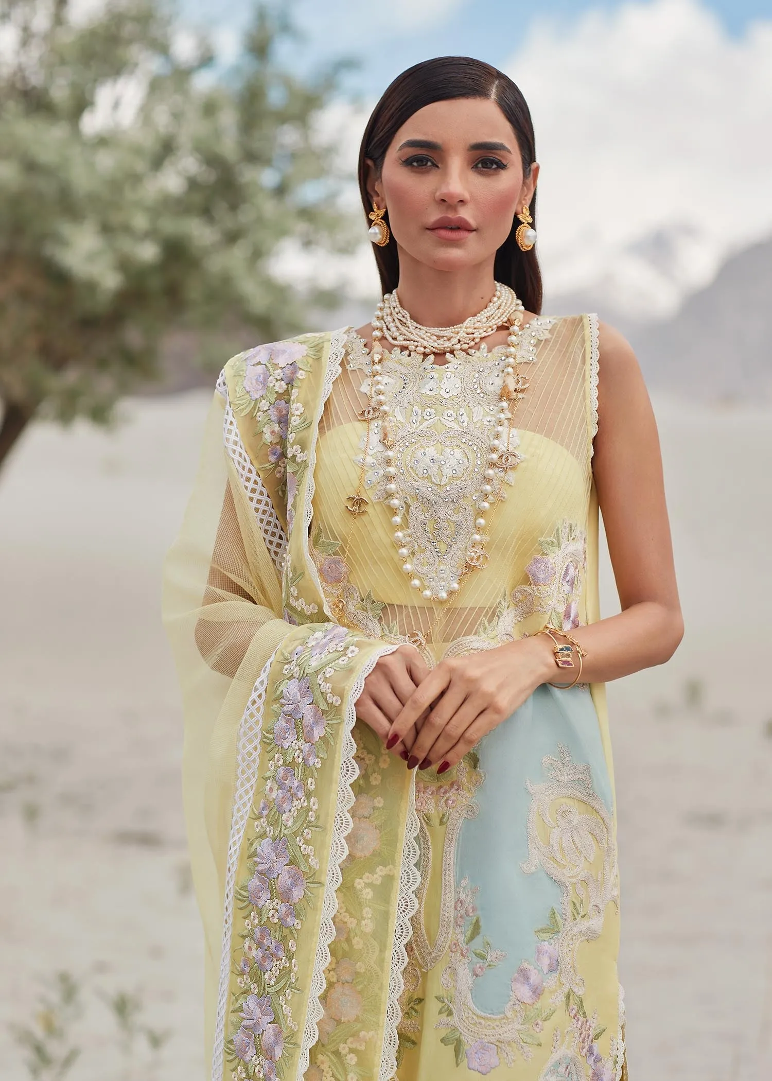 Crimson X Saira Shakira Luxury Lawn Collection – Marori Dreams - D8 A