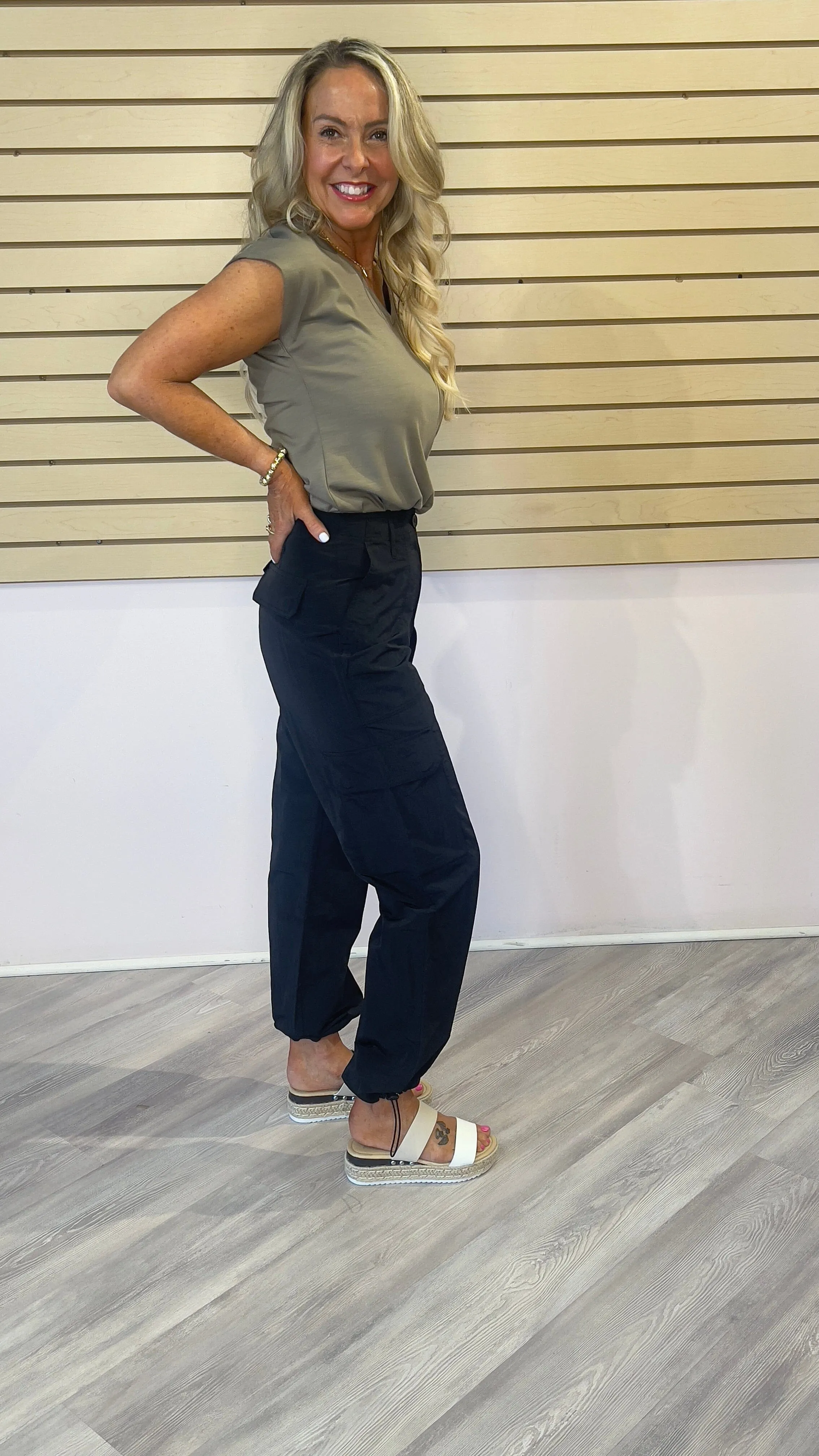LIGHT WEIGHT BLACK CARGO PANT
