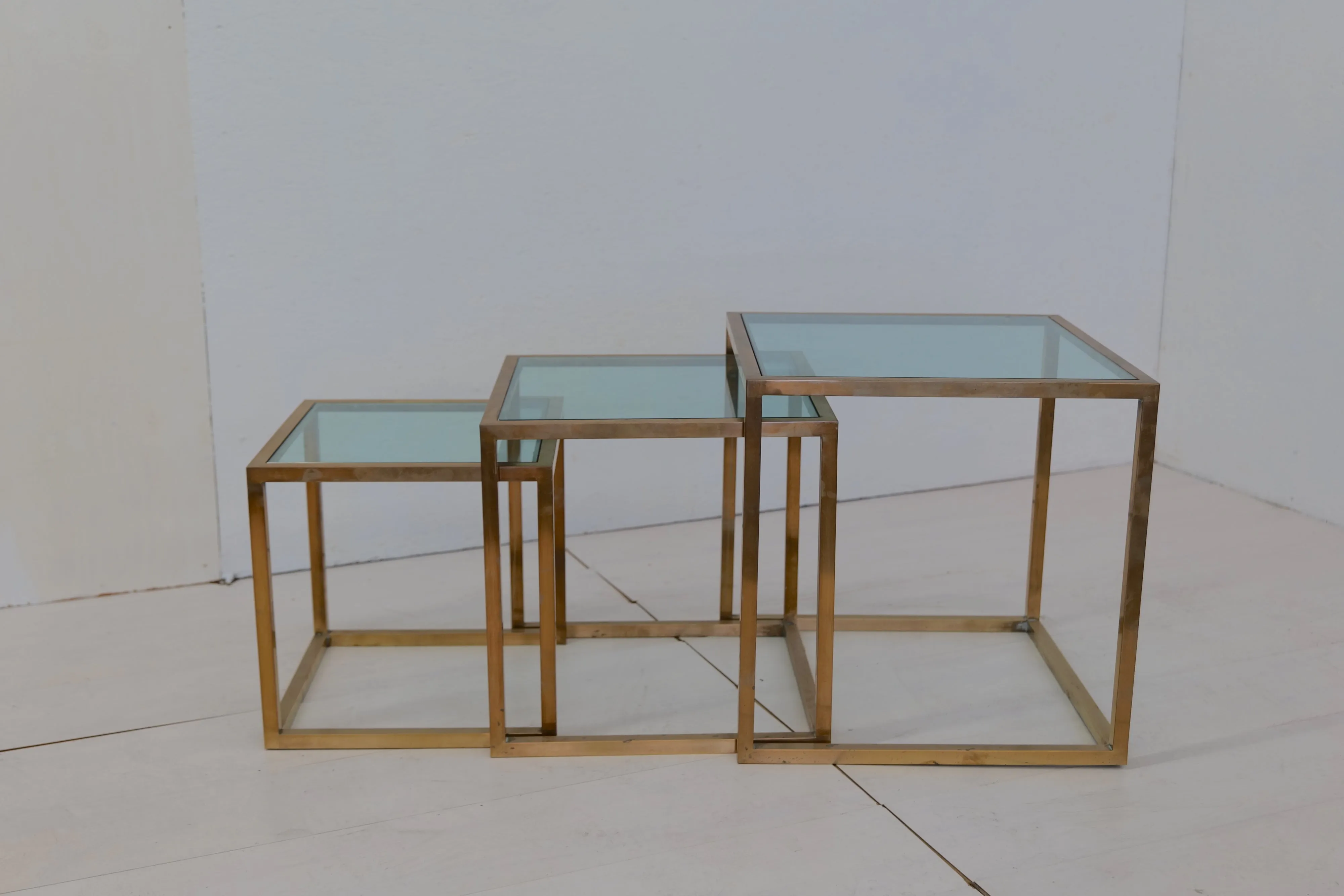 Mid Century Modern Italian Nest Side Table 1960s