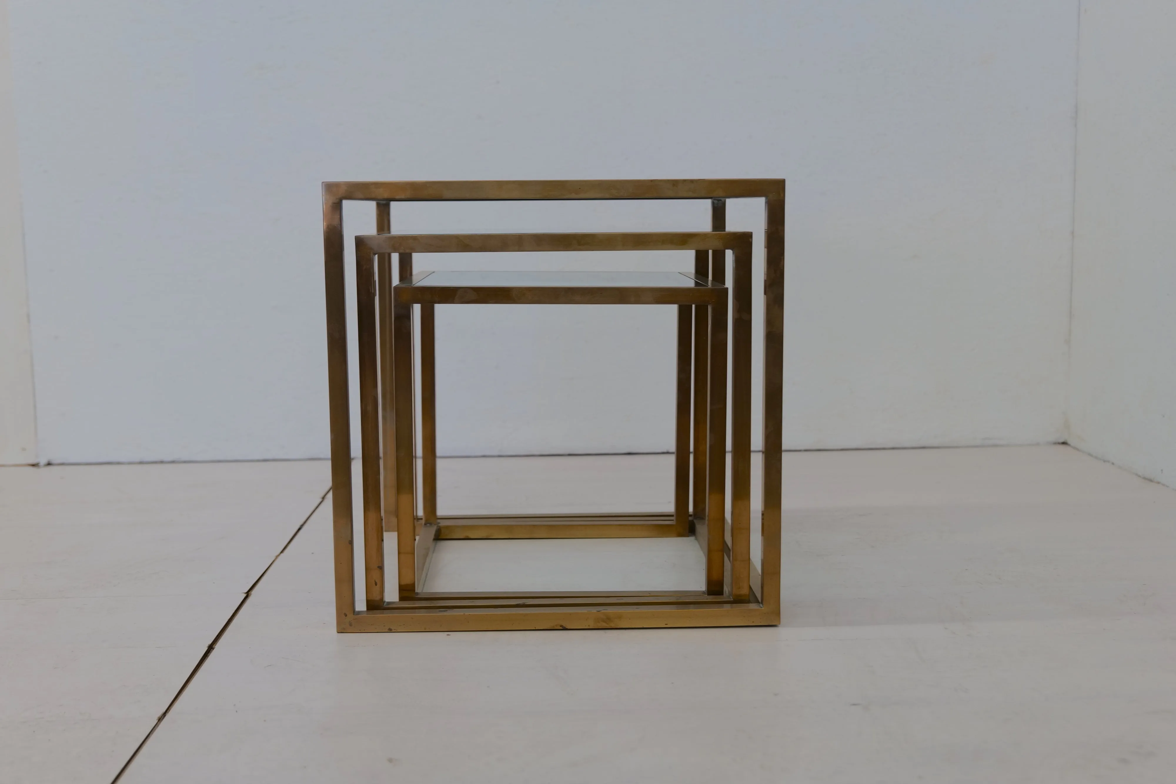 Mid Century Modern Italian Nest Side Table 1960s