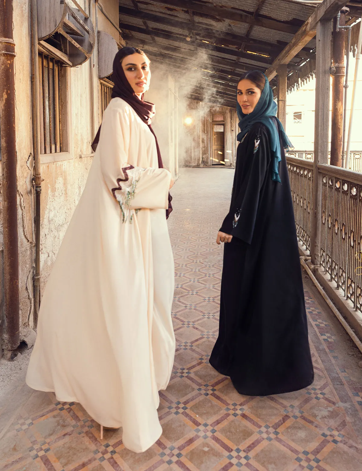 NOOR ABAYA