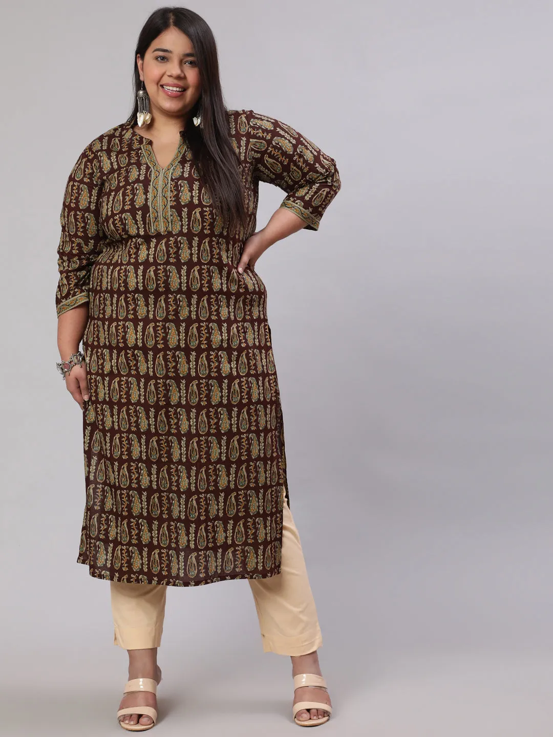 Plus Size Women  Brown Printed Straight Kurta With Three Quarters Sleeves