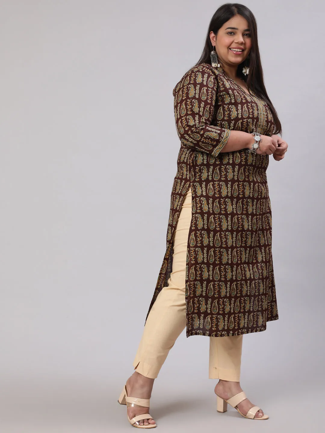 Plus Size Women  Brown Printed Straight Kurta With Three Quarters Sleeves