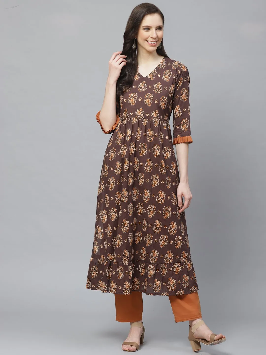 Women Brown Three-Quarter Sleeves Flared Kurta With Trouser