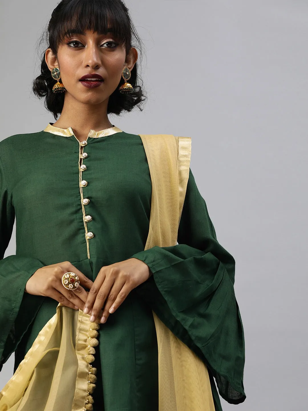 Women Green Floral Printed Kurta With Palazzos & Dupatta